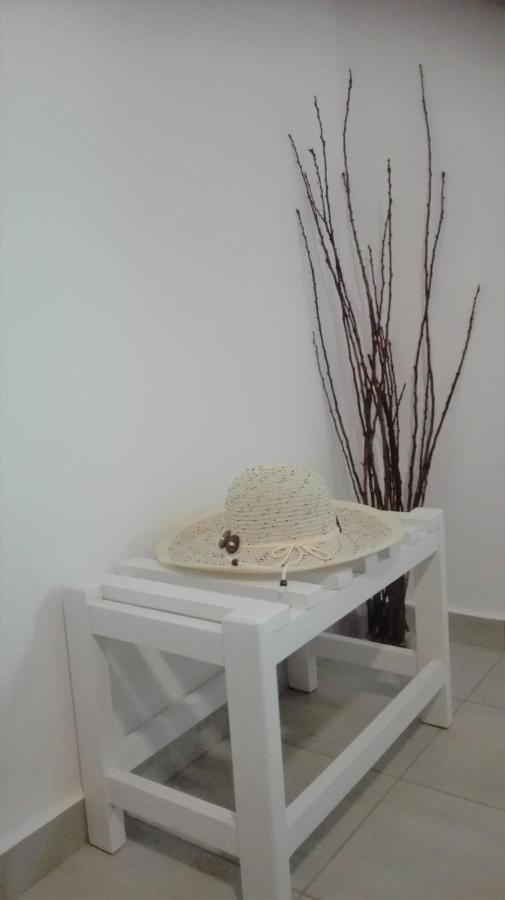 New Sea Escape Boutique Apt-Agii Aposto Li Beach La Canea Exterior foto